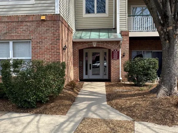 6547 Grange Ln Unit 404, Alexandria, VA 22315
