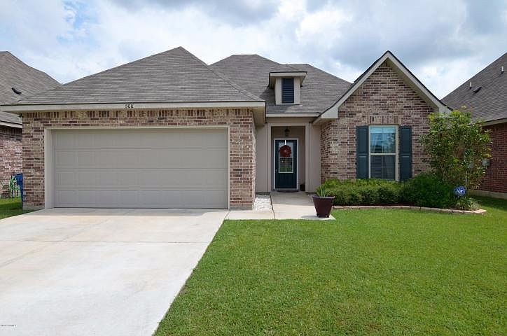 1st image of 500 Magnolia Knee Dr