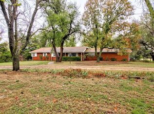 805 N Oakwood Rd, Enid, OK 73703