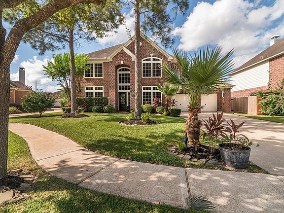 2nd image of 2902 Seabright Ct