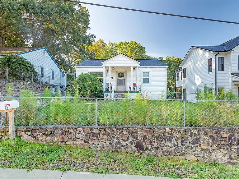 85 Morris St — Photo 3
