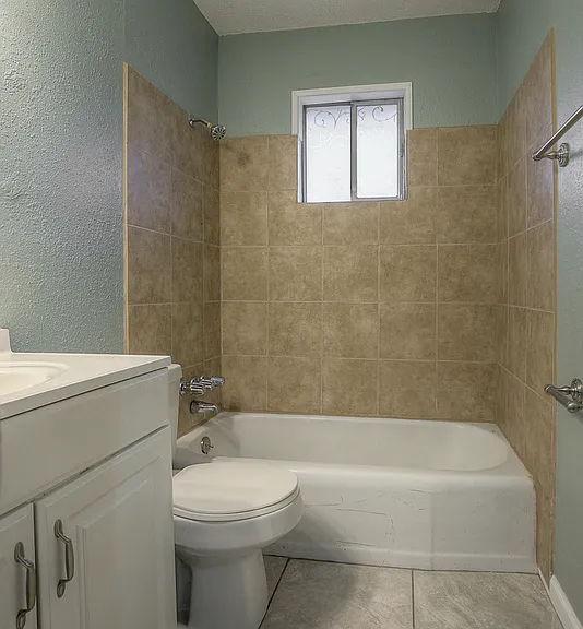514 NE Corder St #B — Photo 21