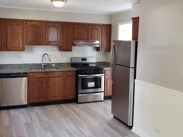 14636 Turner Ave, Midlothian, IL 60445