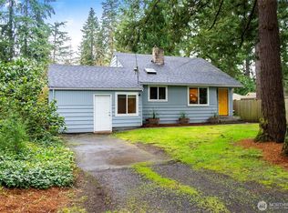 13734 Stone Ave N, Seattle, WA