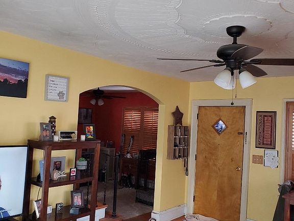 5th image of 1208 Monroe Ave