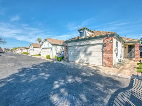 595 Quill Ln, Clovis, CA 93612