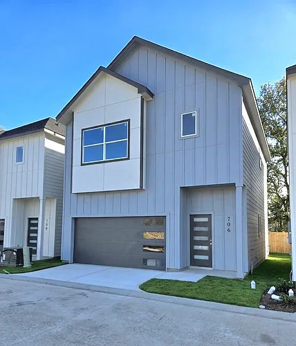 706 Savonna Photo 1