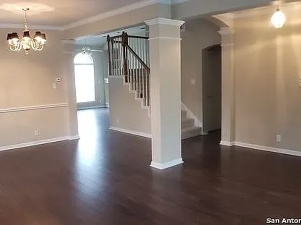 6106 Hart Gln, San Antonio, TX 78249