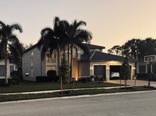 1809 Senegal Date Dr, Naples, FL 34119