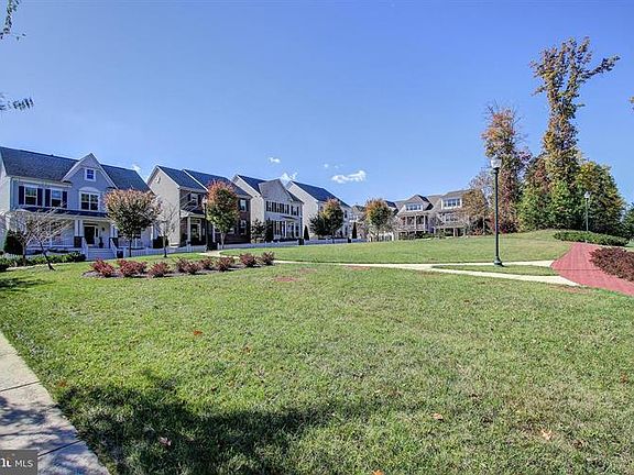 4th image of 12407 Carriage Park Pl