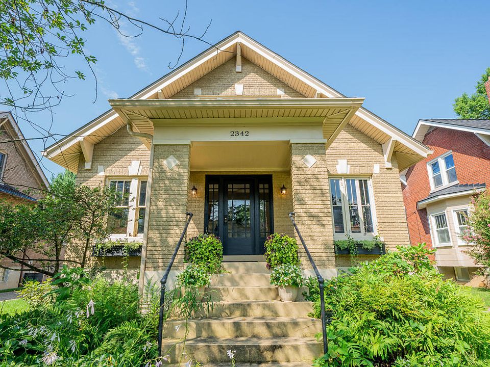 1st image of 2342 Carolina Ave