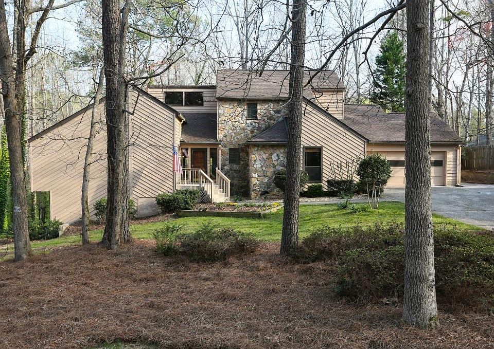 1st image of 4403 Chimney Springs Ct