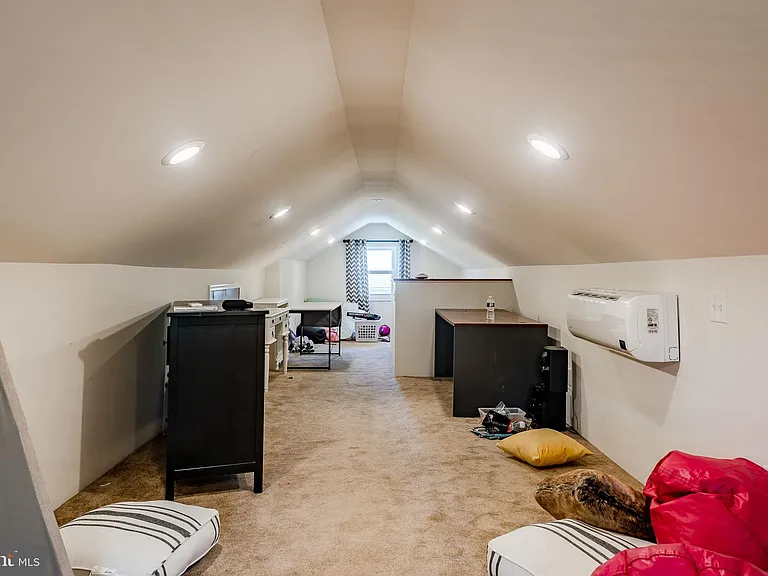 1538 Carmac Rd — Photo 16