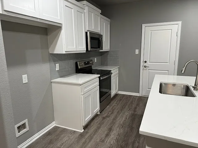 3 bed, 1310 sqft, $1,525 — Photo 2