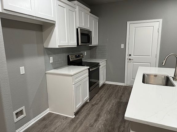 2nd image of 504 N Highway 69 #3