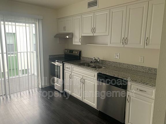 3rd image of 7450 35th St N APT 304