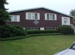 18 Maywood Ave, Sinking Spring, PA 19608