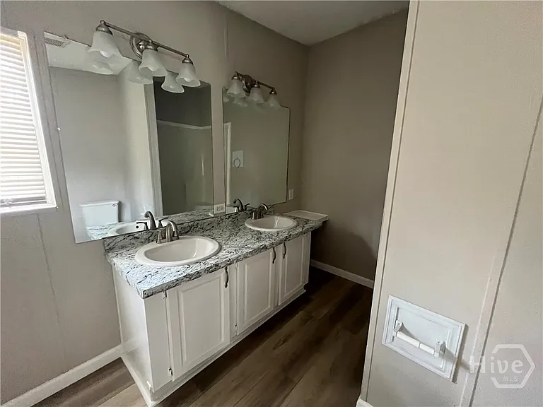 2518 Courthouse Rd — Photo 10