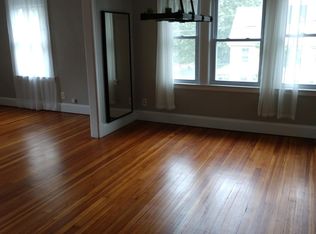 333 Linnmoore St, Hartford, CT 06106