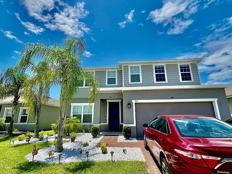 217 Siesta Vista Ct — Photo 1