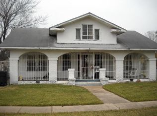 8011 Ithaca St, Houston, TX 77017