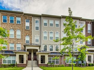 5648 Lanteen St #211, Lanham, MD