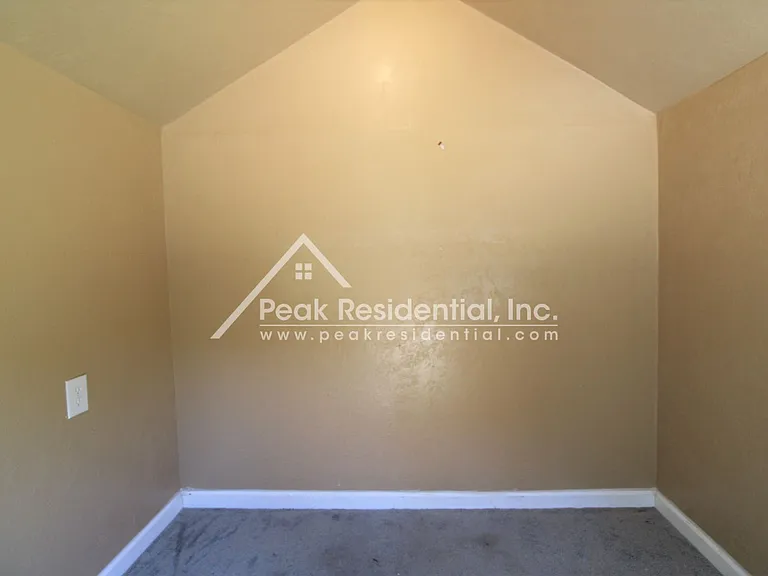 2641 Decker Way — Photo 38