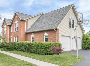 61 Apple Blossom Cir, Roanoke, VA 24019