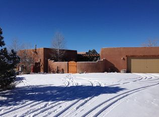 4 Valencia Loop, Santa Fe, NM 87508