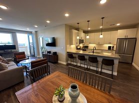 2729 W 28th Ave