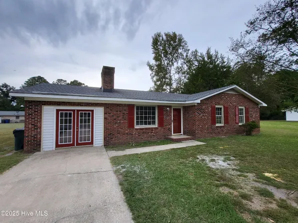 1304 Manchester Road, Kinston, NC 28504