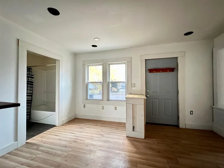 303 Chicago St — Photo 5