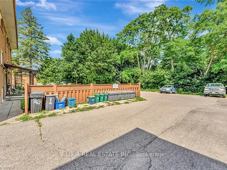 362 Grey St #3 — Photo 18