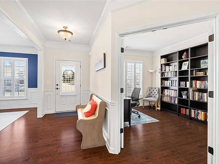496 Spring View Dr — Photo 29
