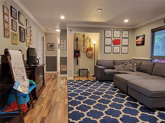 5th image of 18247 Gilbert Avenue SE