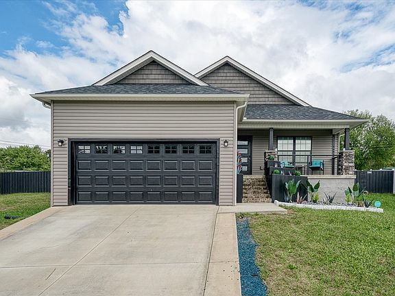 2nd image of 24 Capitol Dr