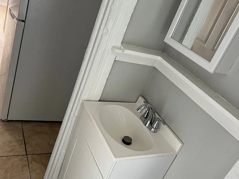 24 Whittier Ave #1 — Photo 6