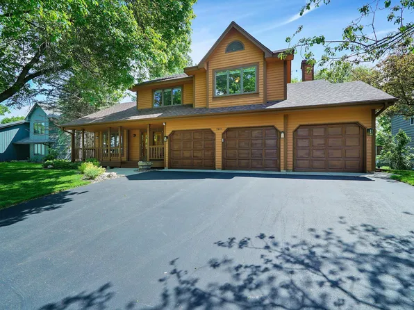 7431 Hames Way, Eden Prairie, MN 55346