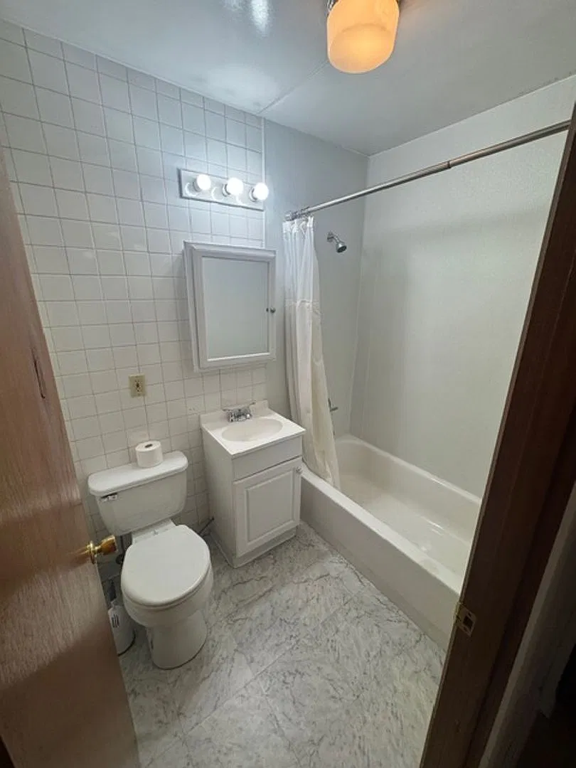 1422 O St. — Photo 3