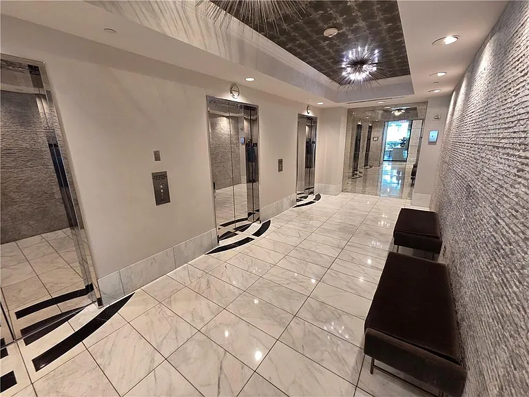 325 E Paces Ferry Rd NE #2104 — Photo 17