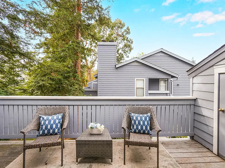 7126 Cross Creek Cir #D — Photo 32