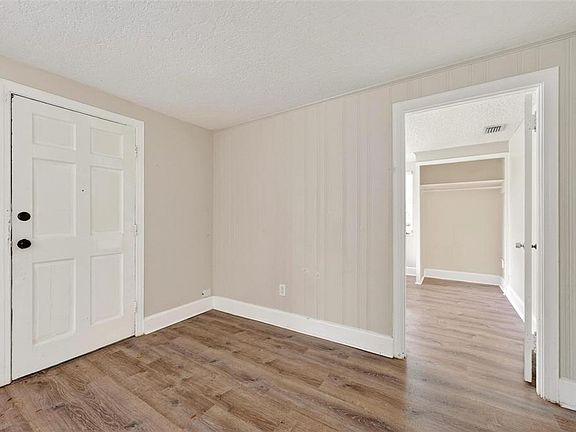 3rd image of 1016 ATKINS PLACE