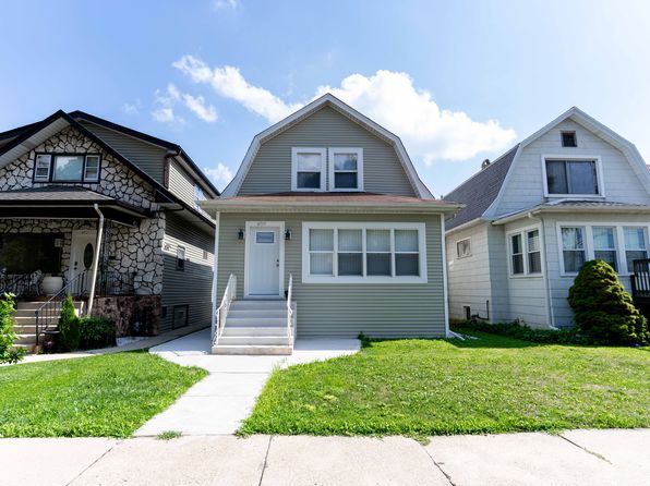 4717 W Berteau Ave