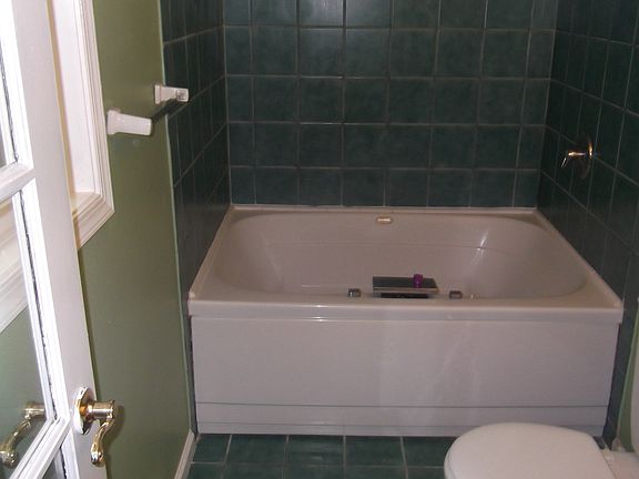 Master bath Jacuzzi