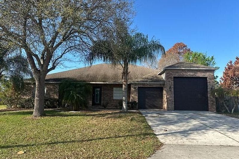 1st image of 120 Palm Cir