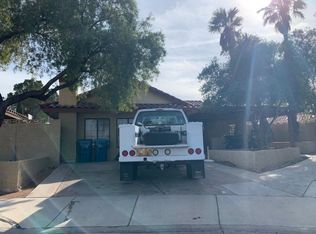 3999 Grapefruit Cir, Las Vegas, NV 89103