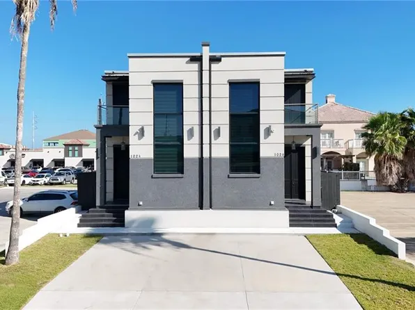 102 E Whiting St, South Padre Island, TX 78597