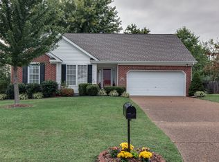 2841 Sutherland Dr, Thompsons Station, TN 37179