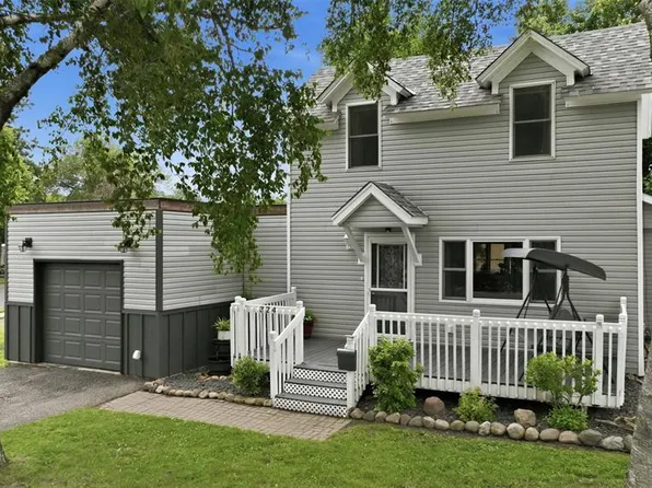 324 Harriman Ave N, Amery, WI 54001