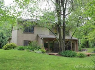 845 E Leonard Rd, Leonard, MI 48367